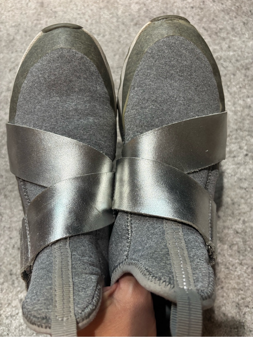 Sorel Women's Metallic Gray Slip-On Kinetic Sneakers, sz 9.5 - Picture 10 of 13